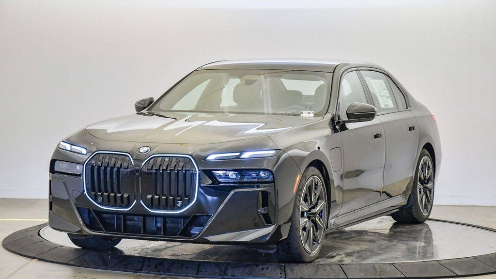 New 2026 BMW 750e i xDrive