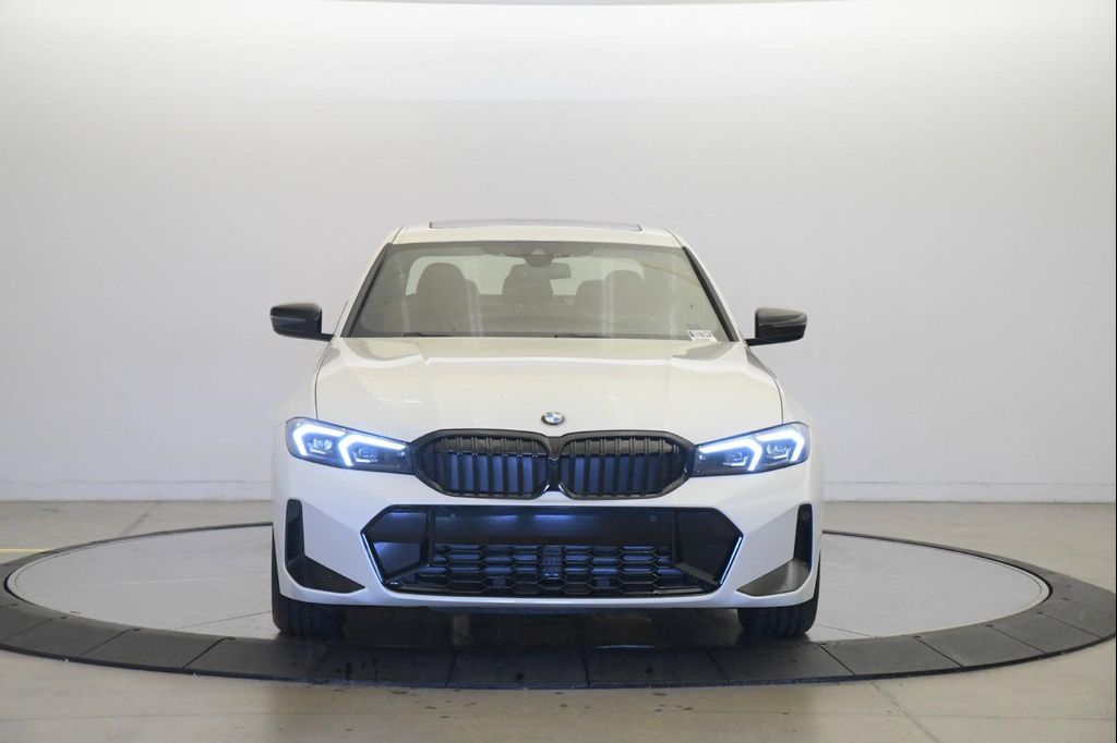 2026 BMW 330 330I 照片 6