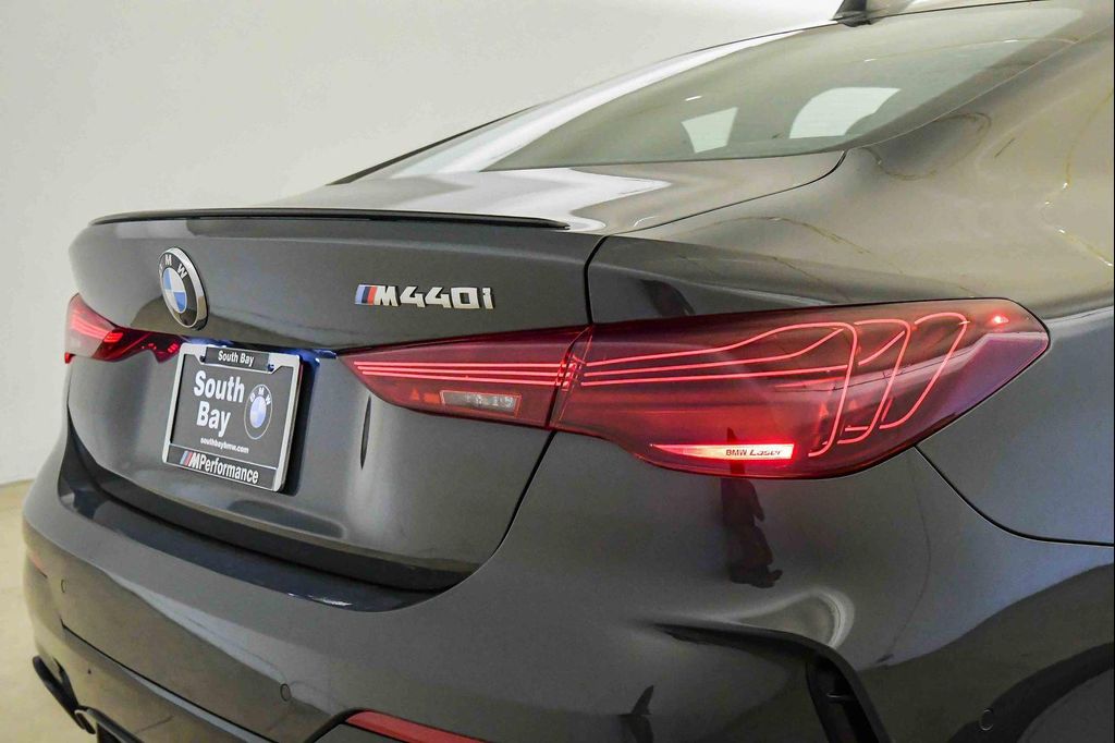 2027 BMW M440 I — миниатюра 13