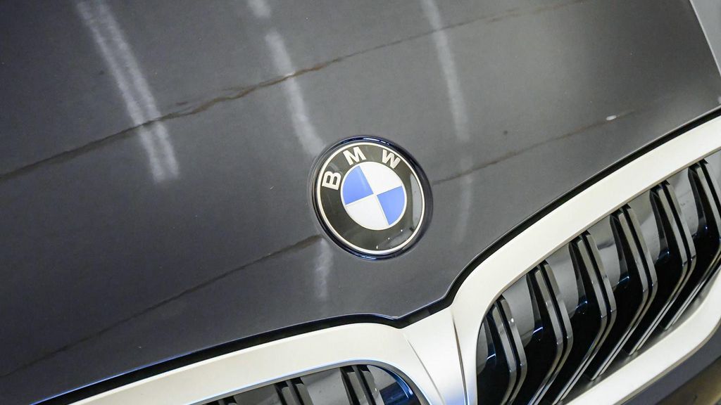 صورة 8 لـ 2026 BMW 330 NA