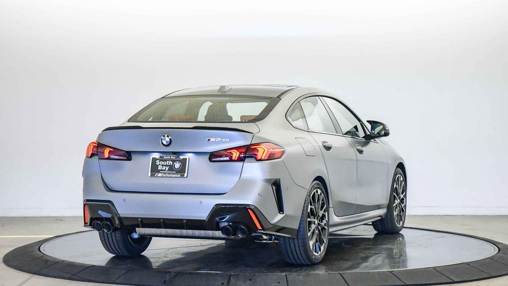 صورة 5 لـ 2026 BMW M235 GRAN COUPE XDRIVE