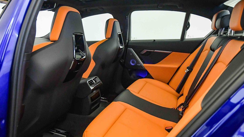 2026 BMW M5 BASE 缩略图 31