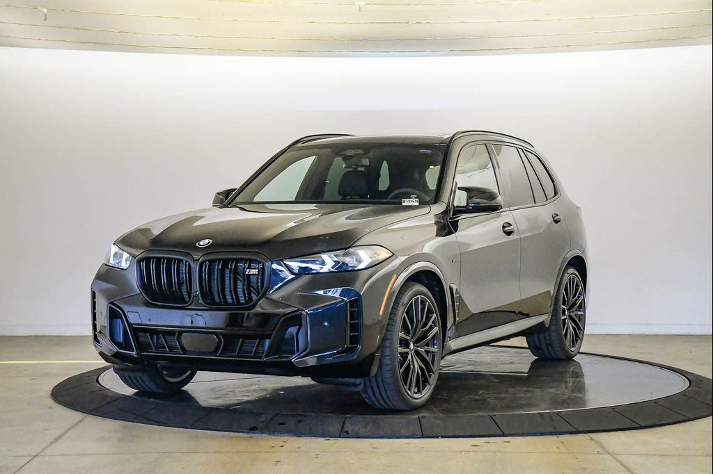 New 2026 BMW X5 M60i