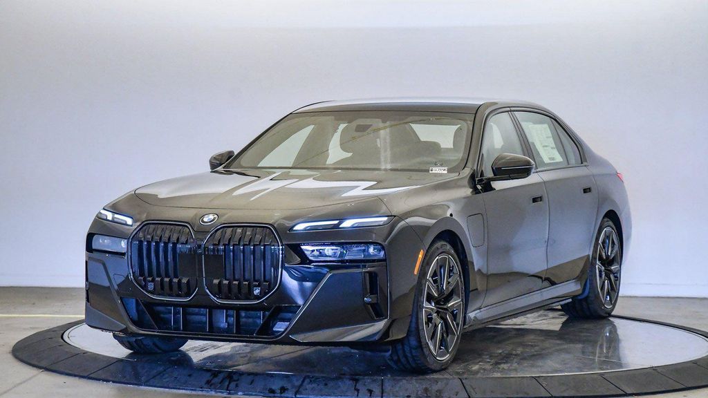 New 2026 BMW 750e i xDrive