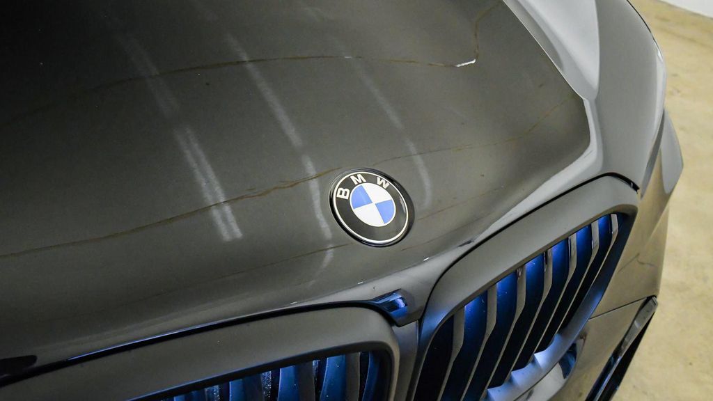 صورة 8 لـ 2026 BMW X5 XDRIVE40I