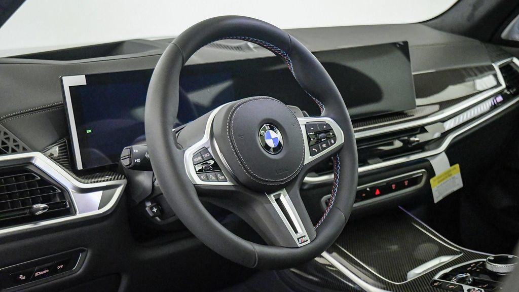 2027 BMW X7 M60I 缩略图 25