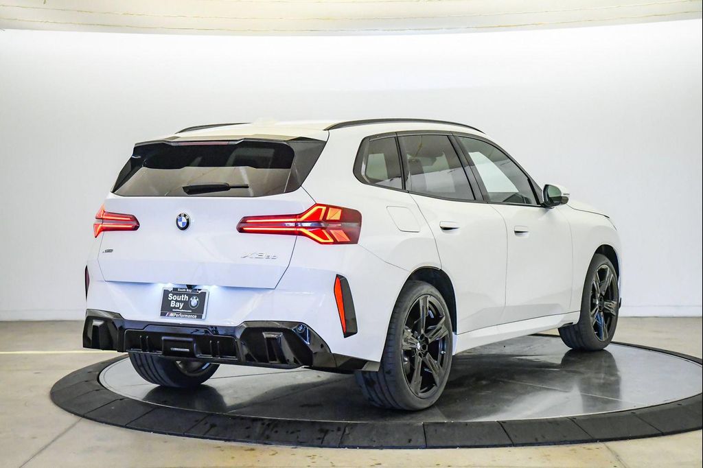 صورة 5 لـ 2026 BMW X3 30 XDRIVE