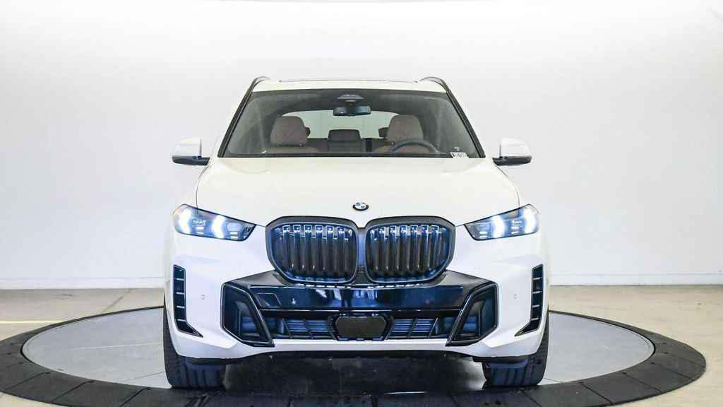صورة مصغرة 7 لـ 2026 BMW X5 XDRIVE40I