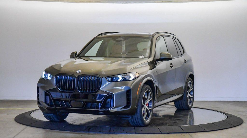 New 2026 BMW X5 PHEV xDrive50e