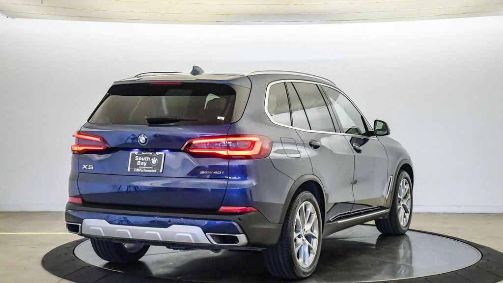 2022 BMW X5 SDRIVE40I — фото 5