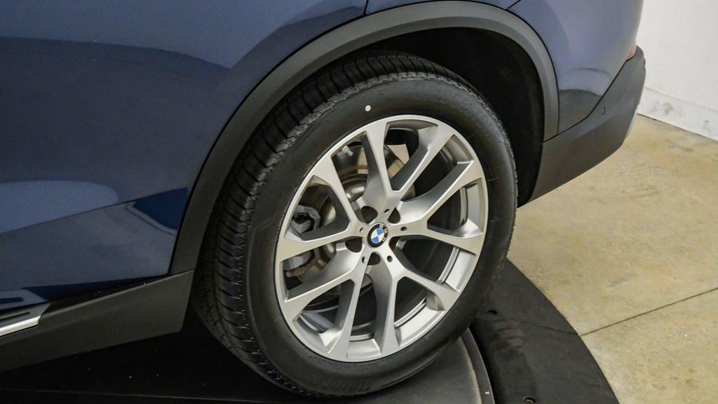 صورة مصغرة 11 لـ 2022 BMW X5 SDRIVE40I