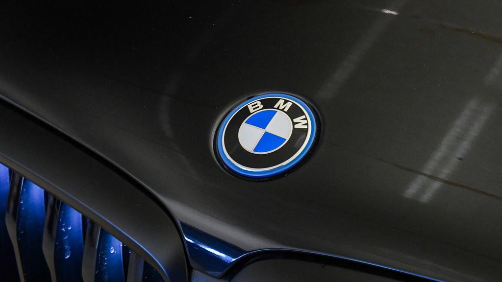 صورة 9 لـ 2026 BMW X5 PHEV XDRIVE50E