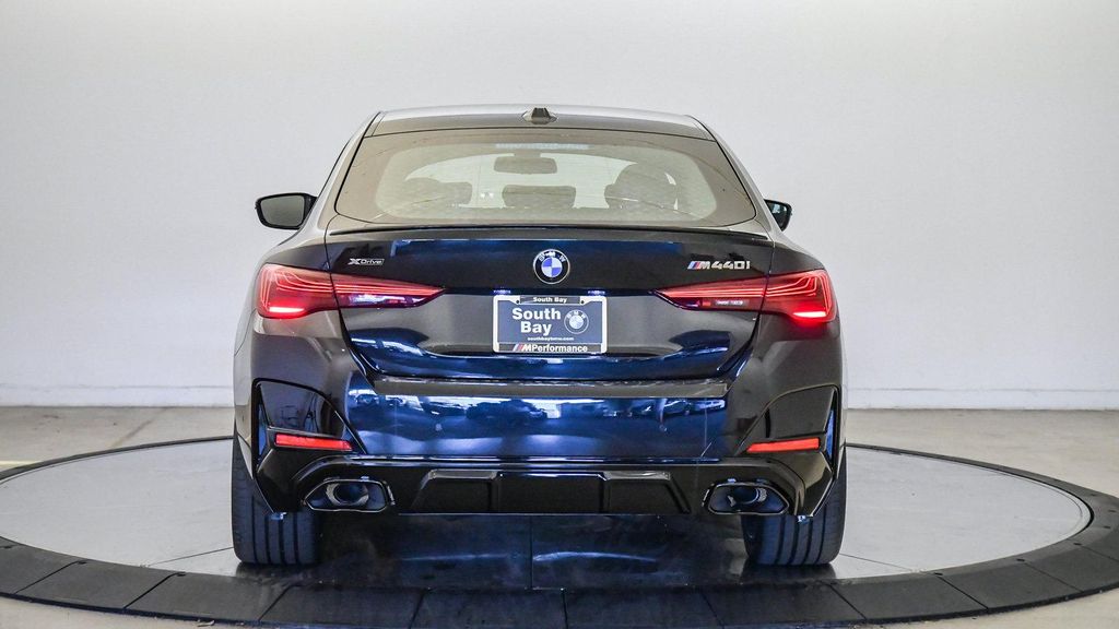 صورة 3 لـ 2027 BMW M440 I XDRIVE