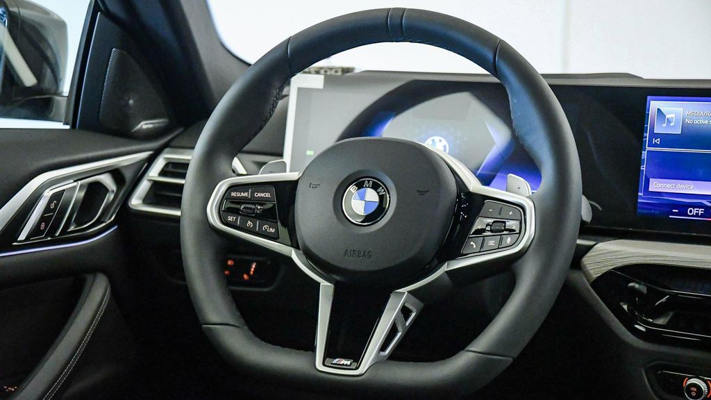 2026 BMW 430 I — миниатюра 13