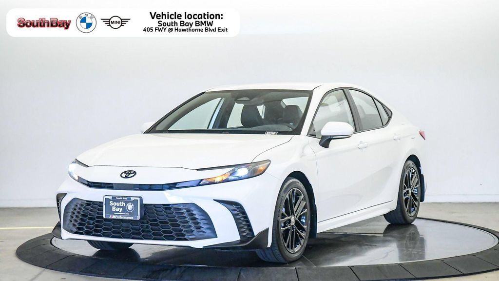 صورة 1 لـ 2025 Toyota CAMRY SE