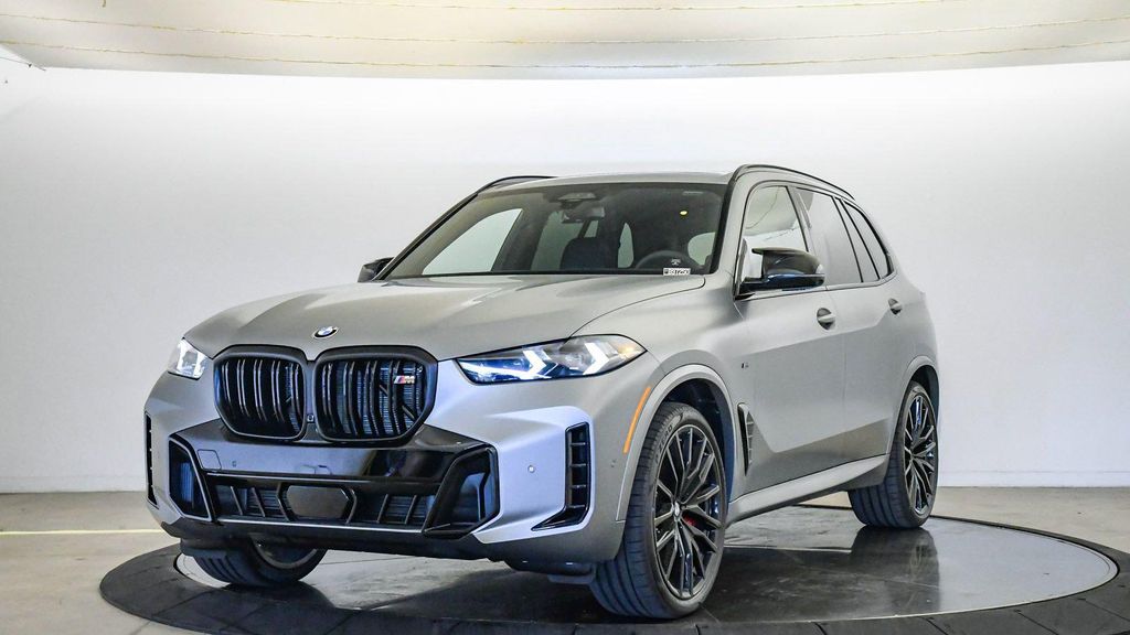 New 2026 BMW X5 M60i