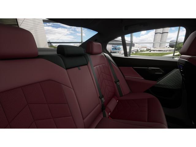 صورة مصغرة 12 لـ 2027 BMW 550E 550E XDRIVE