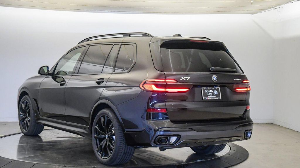 2027 BMW X7 XDRIVE40I 照片 2