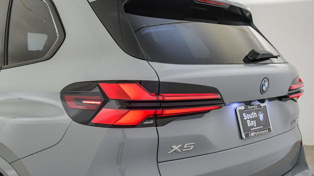 2026 BMW X5 PHEV XDRIVE50E — фото 12