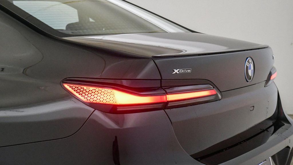 2026 BMW 750E I XDRIVE — миниатюра 12