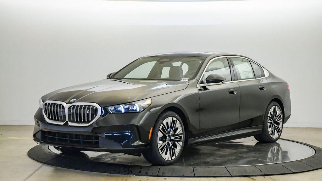 New 2026 BMW i5 xDrive40