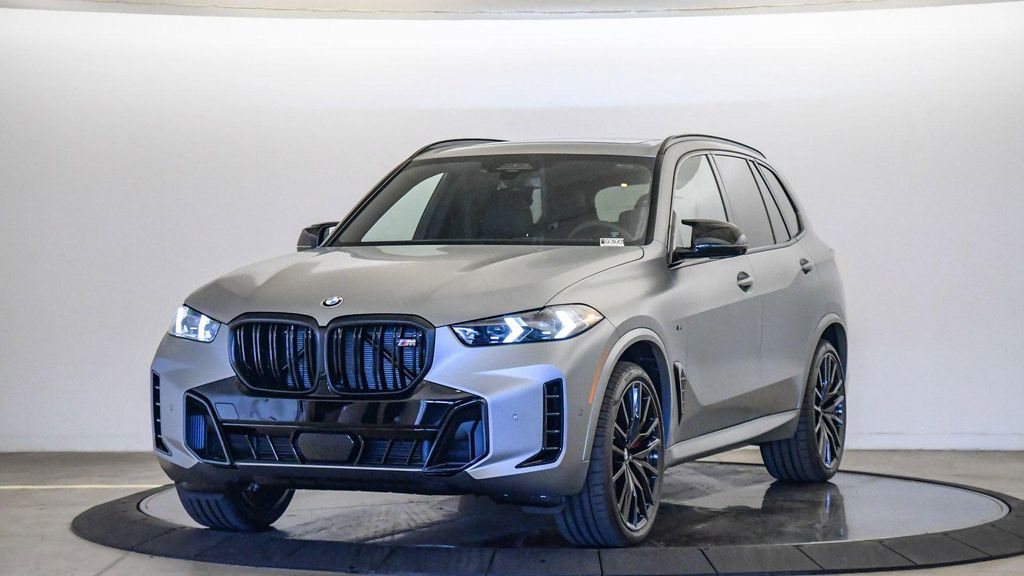 New 2026 BMW X5 M60i