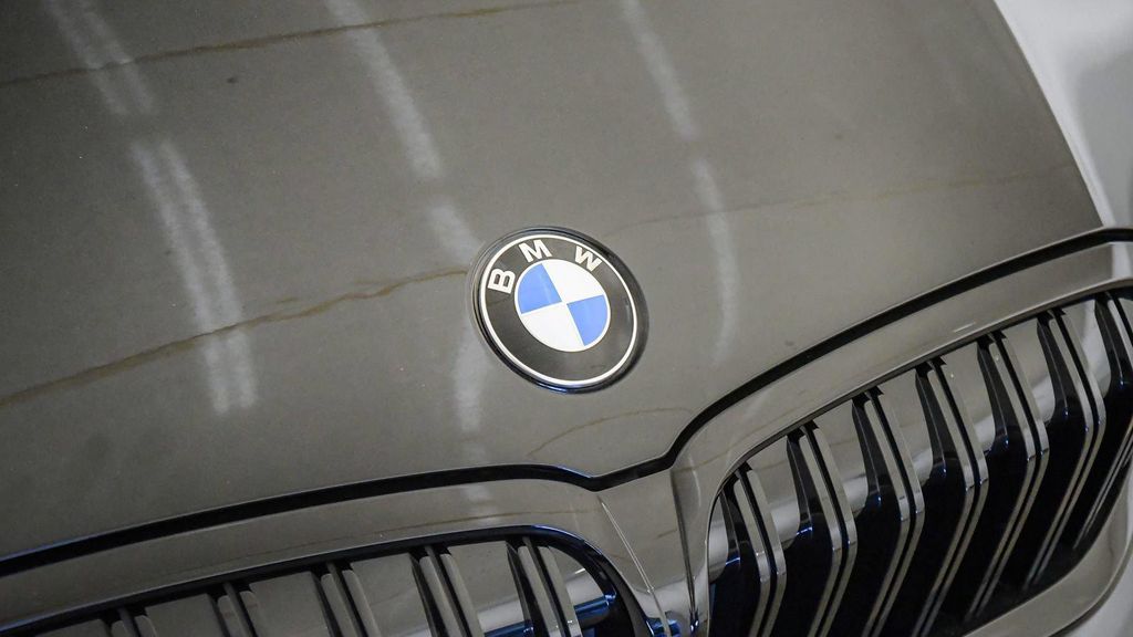 صورة 8 لـ 2026 BMW 330 NA
