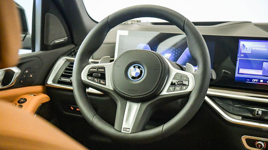 2026 BMW X5 PHEV XDRIVE50E thumbnail 13