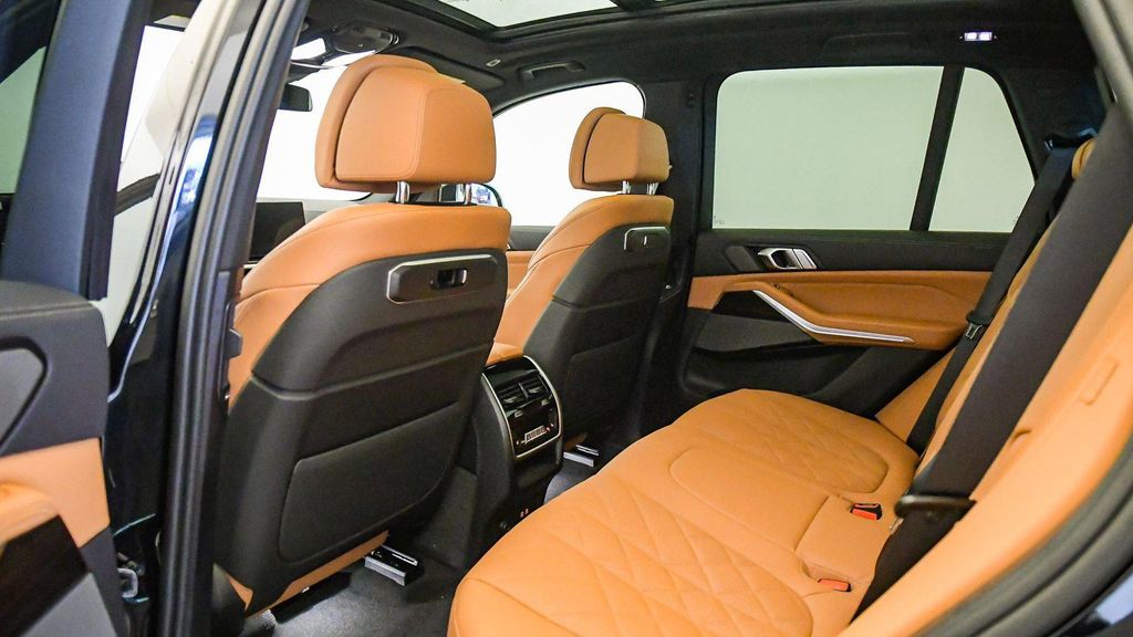 2026 BMW X5 PHEV XDRIVE50E thumbnail 22