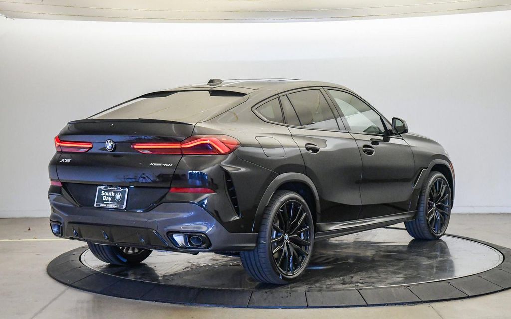 2027 BMW X6 XDRIVE40I — фото 5
