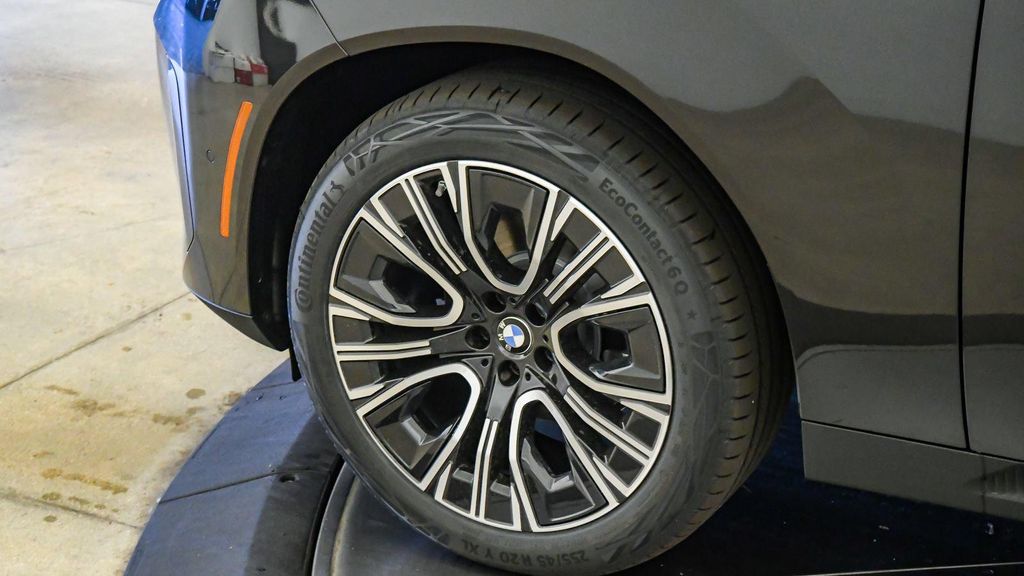 صورة 10 لـ 2026 BMW X3 30 XDRIVE