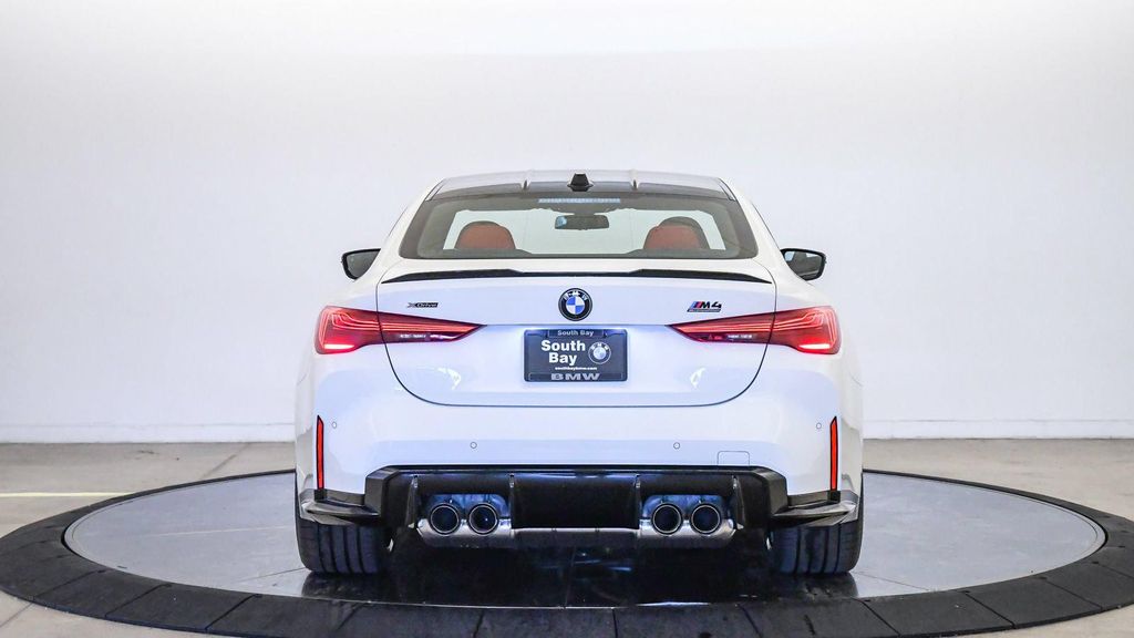 2027 BMW M4 COMPETITION XDRIVE — фото 3
