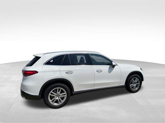 MERCEDES-BENZ GLC - 8