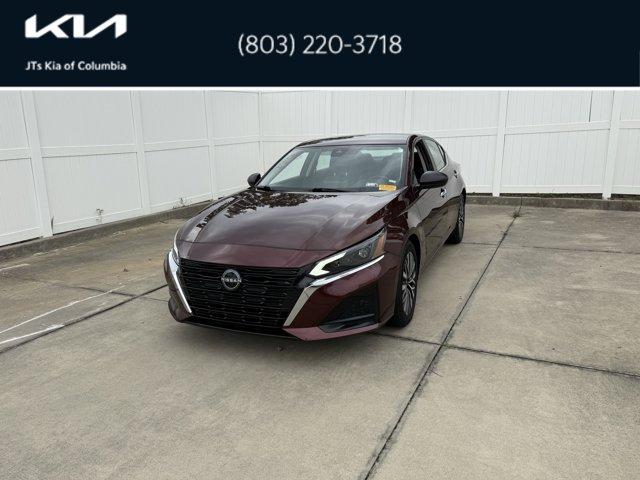 Used 2024 Nissan Altima 2.5 SV