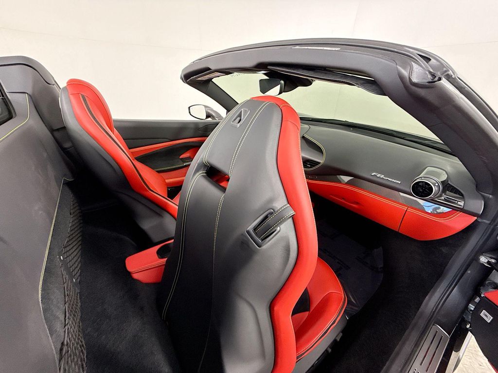 صورة مصغرة 22 لـ 2022 Ferrari F8 SPIDER