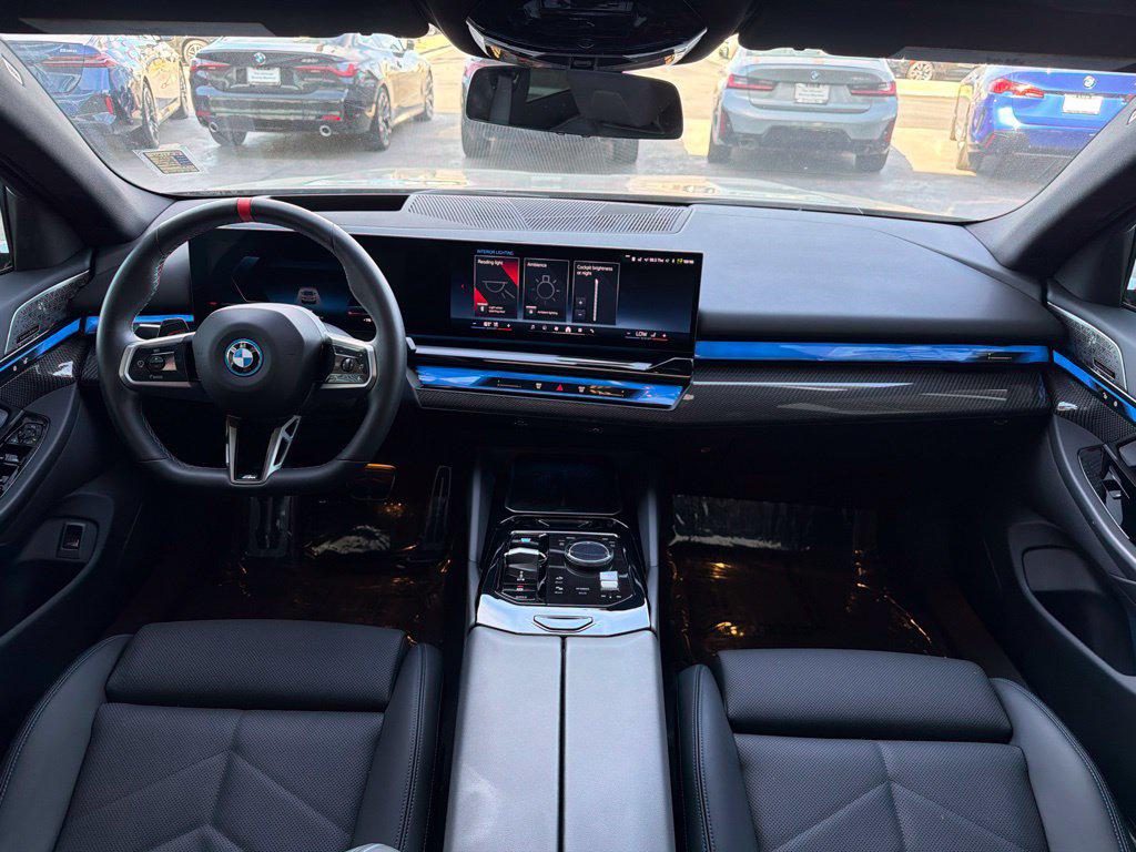 صورة مصغرة 15 لـ 2025 BMW I5 M60