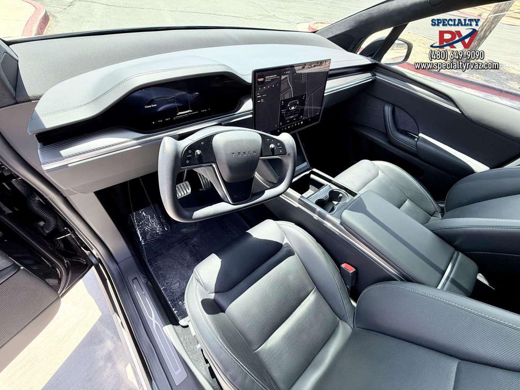 2022 Tesla MODEL X PLAID — миниатюра 11