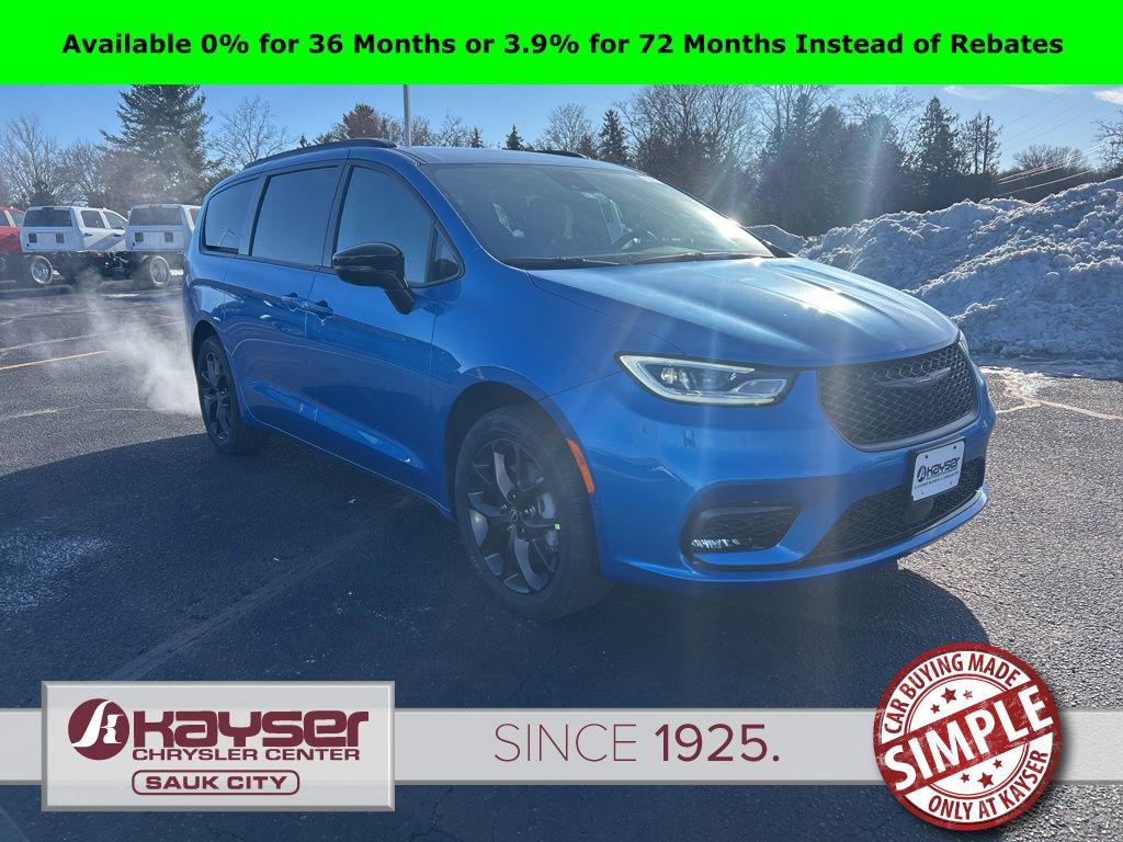New 2026 Chrysler Pacifica L