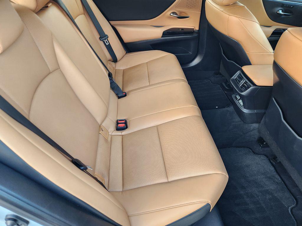 2023 Lexus ES 300H PREMIUM — миниатюра 30