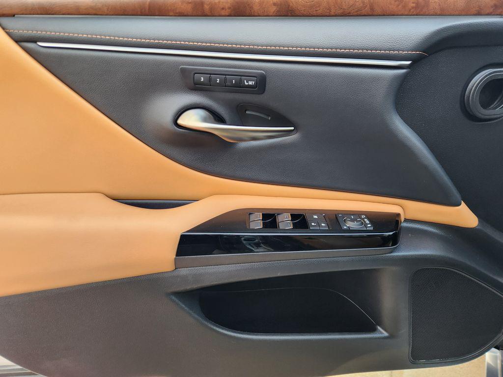 2023 Lexus ES 300H PREMIUM — миниатюра 22