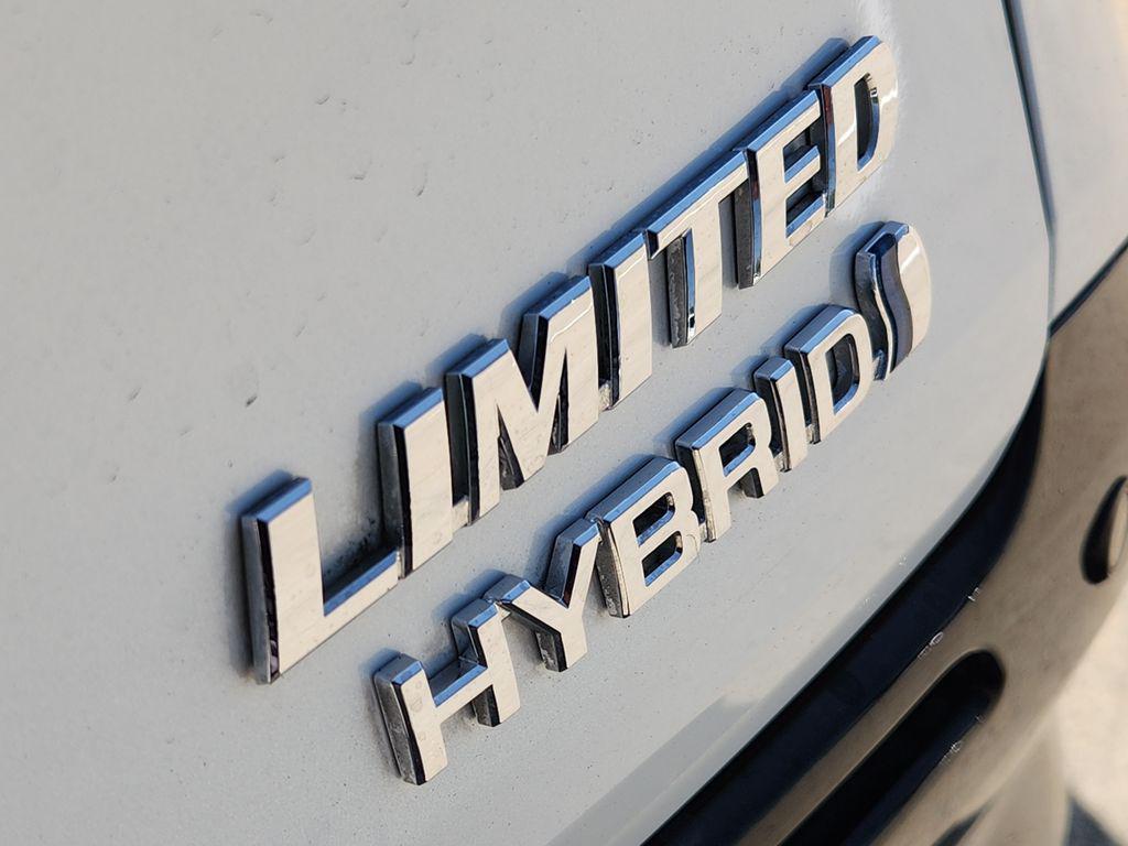 صورة 12 لـ 2022 Toyota SIENNA LIMITED