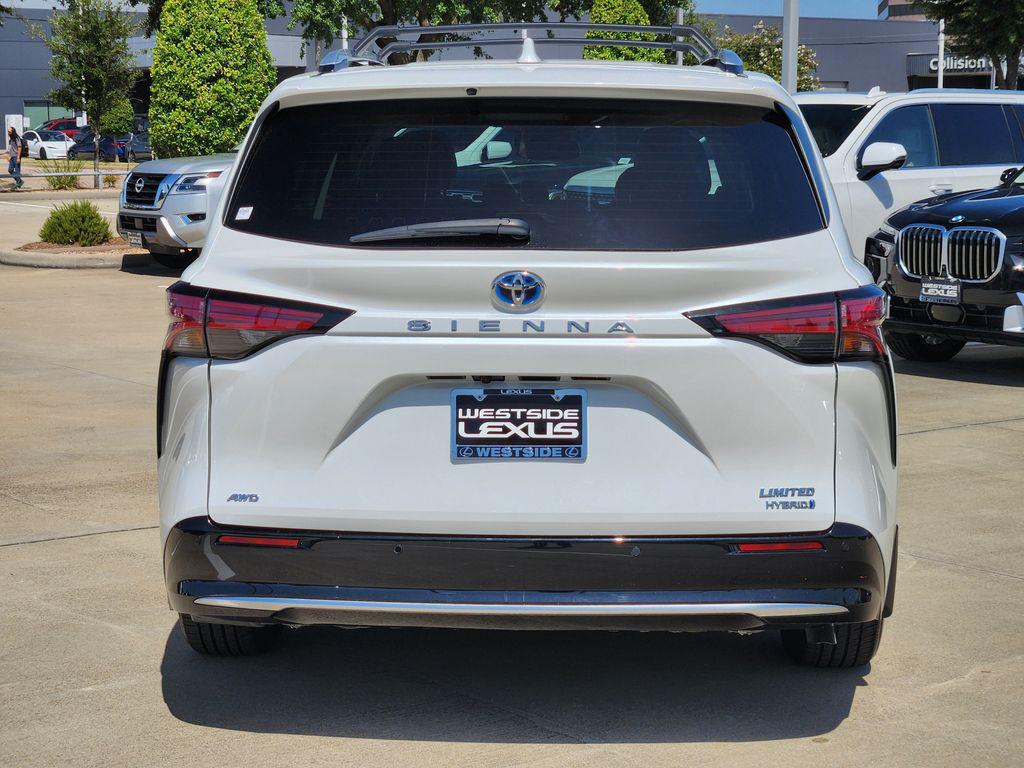 2022 Toyota SIENNA LIMITED photo 6