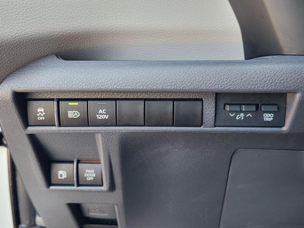 صورة 20 لـ 2022 Toyota SIENNA LIMITED