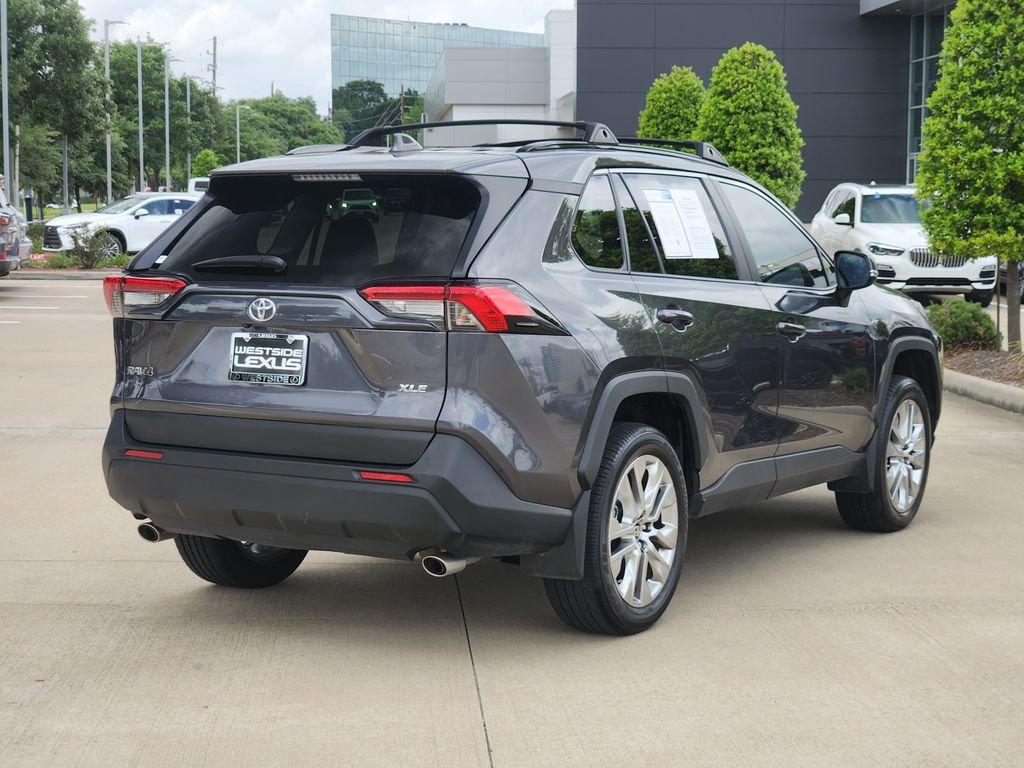 TOYOTA RAV4 - 7