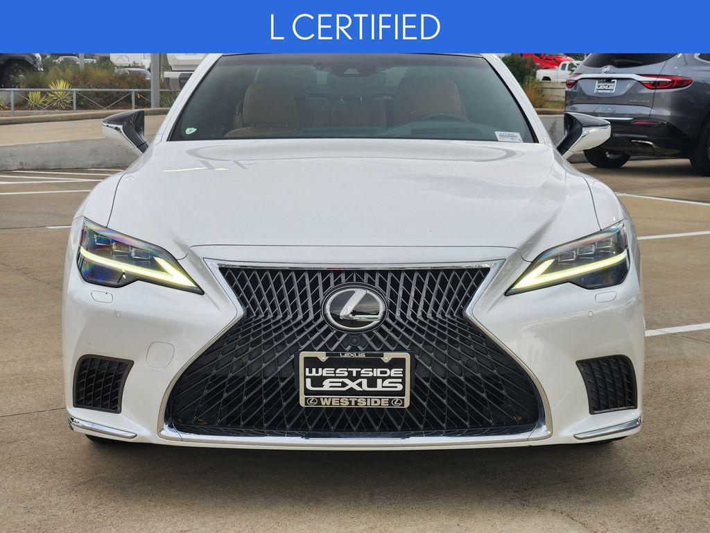 صورة 2 لـ 2022 Lexus LS 500 BASE