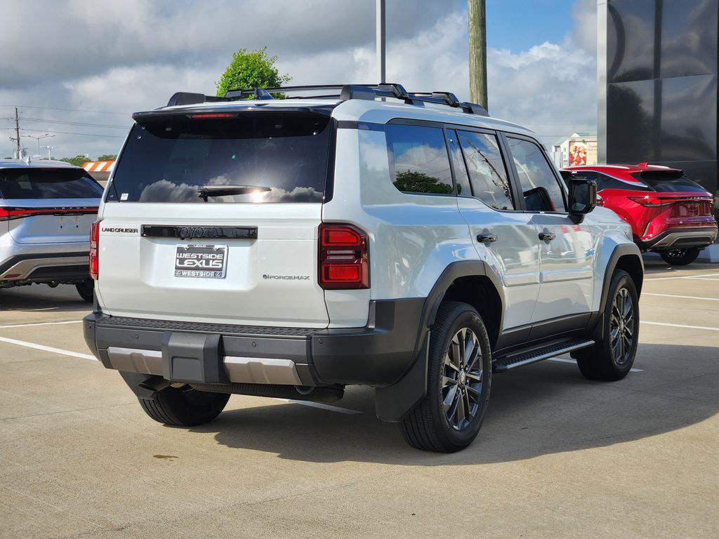 TOYOTA LAND CRUISER - 7