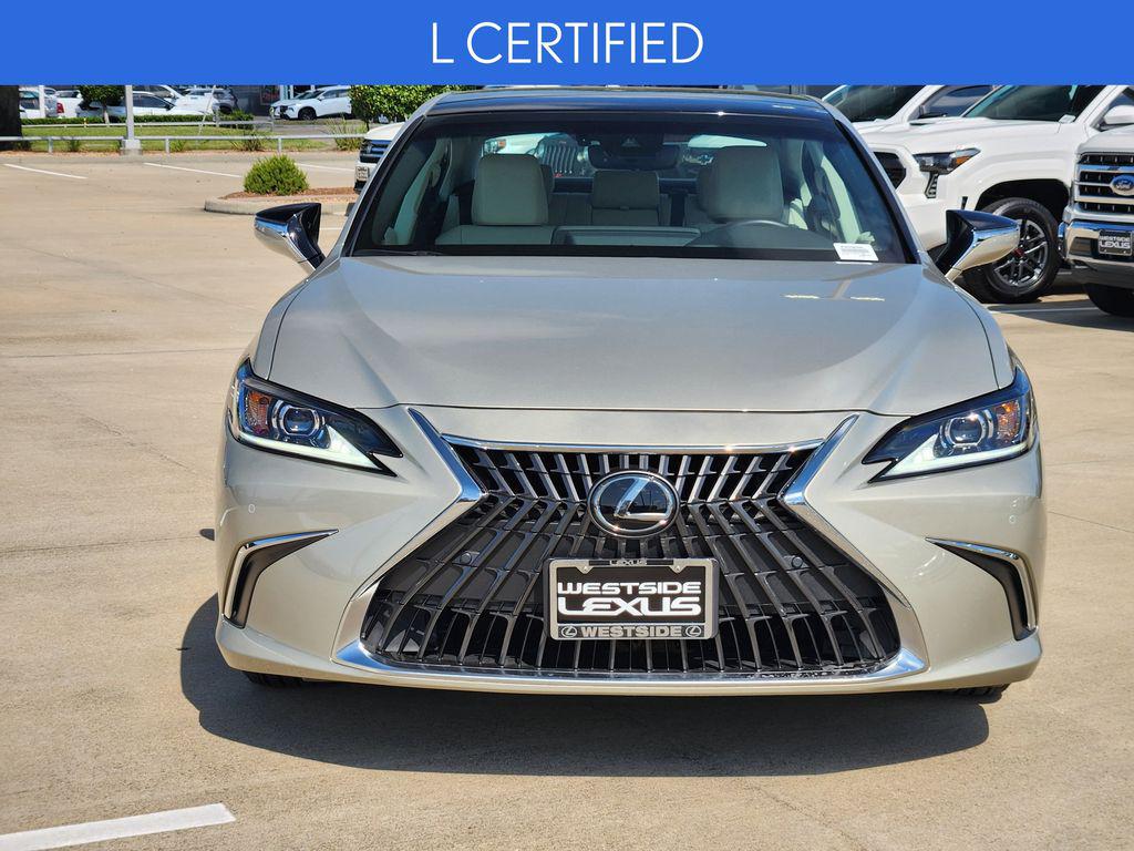 صورة 2 لـ 2025 Lexus ES 350 BASE