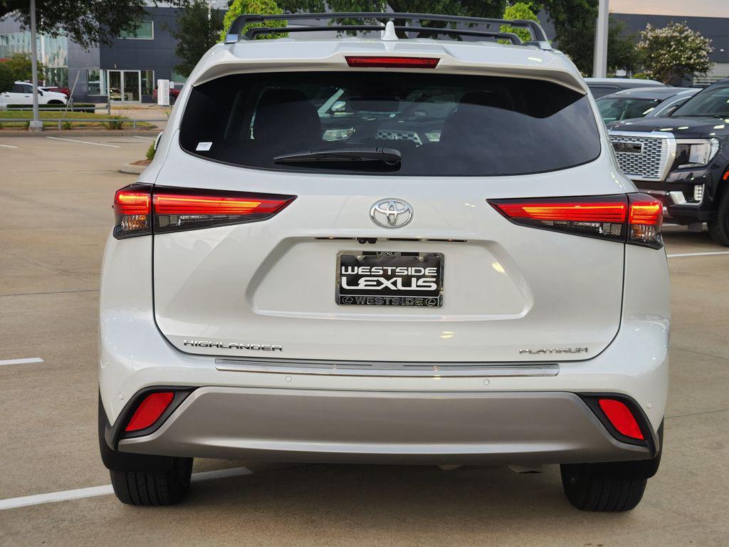 صورة مصغرة 6 لـ 2023 Toyota HIGHLANDER PLATINUM