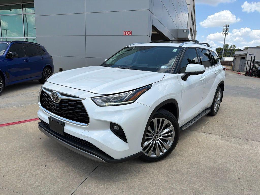 صورة 1 لـ 2023 Toyota HIGHLANDER PLATINUM