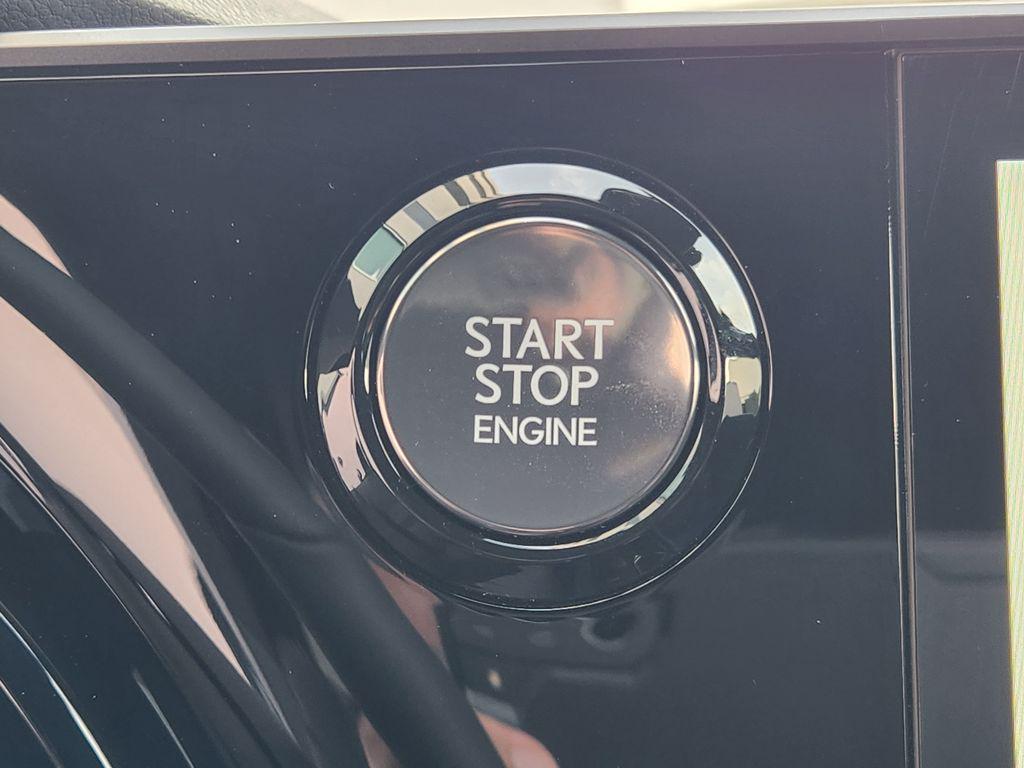 صورة مصغرة 19 لـ 2025 Lexus RX 350 PREMIUM